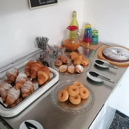 Com'era Una Volta فندق مبيت وإفطار Tocchi