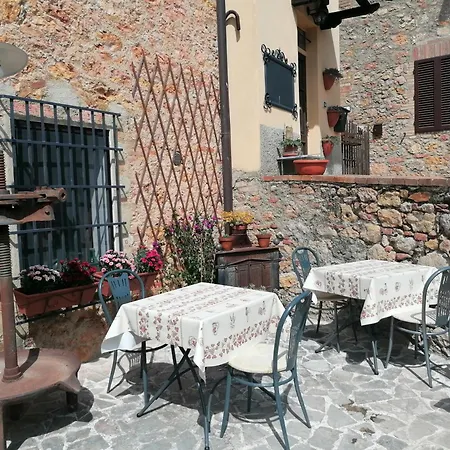 Com'era Una Volta Tocchi